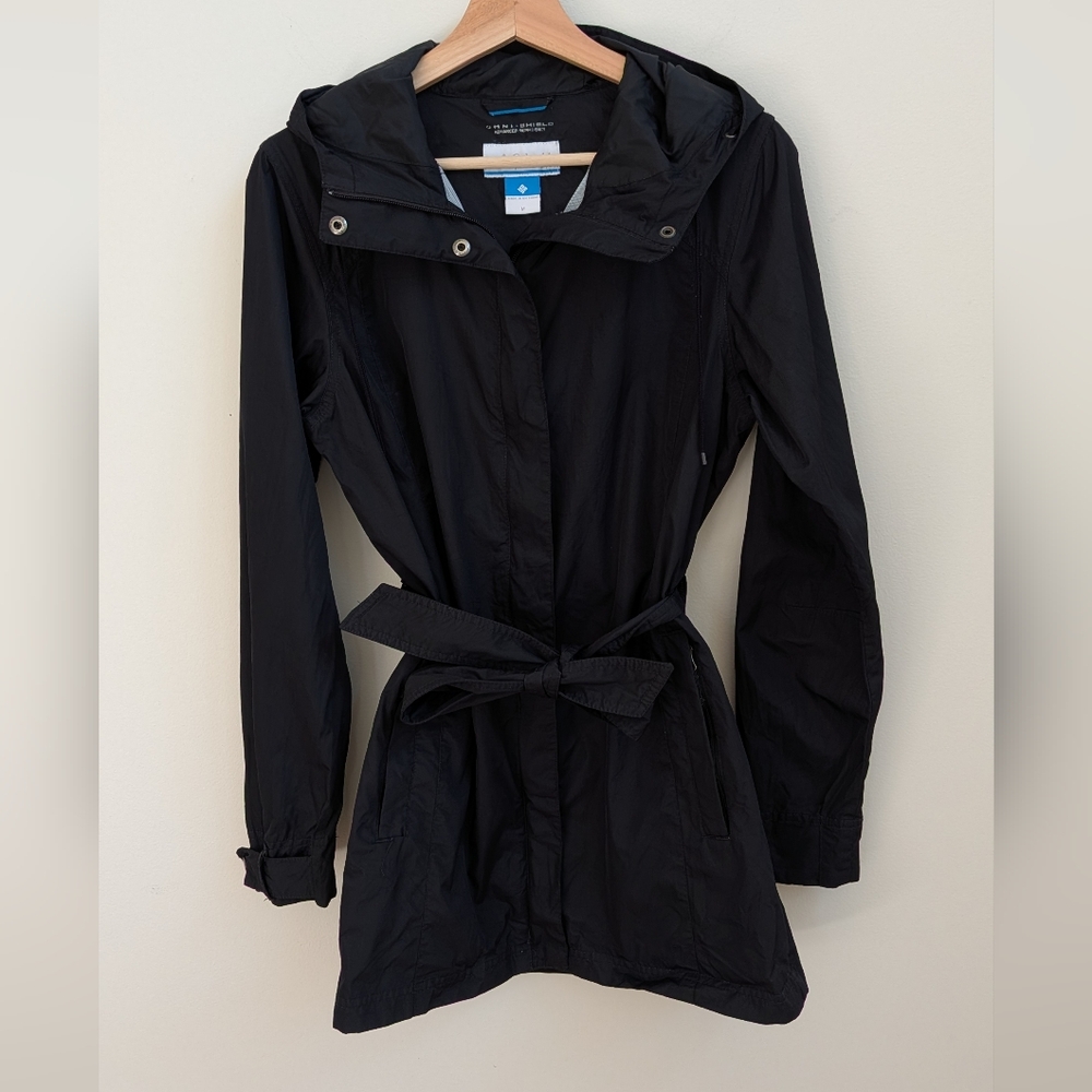 Columbia Omni-Shield Advanced Repellency Hooded Rain Jacket Women’s Medium Black